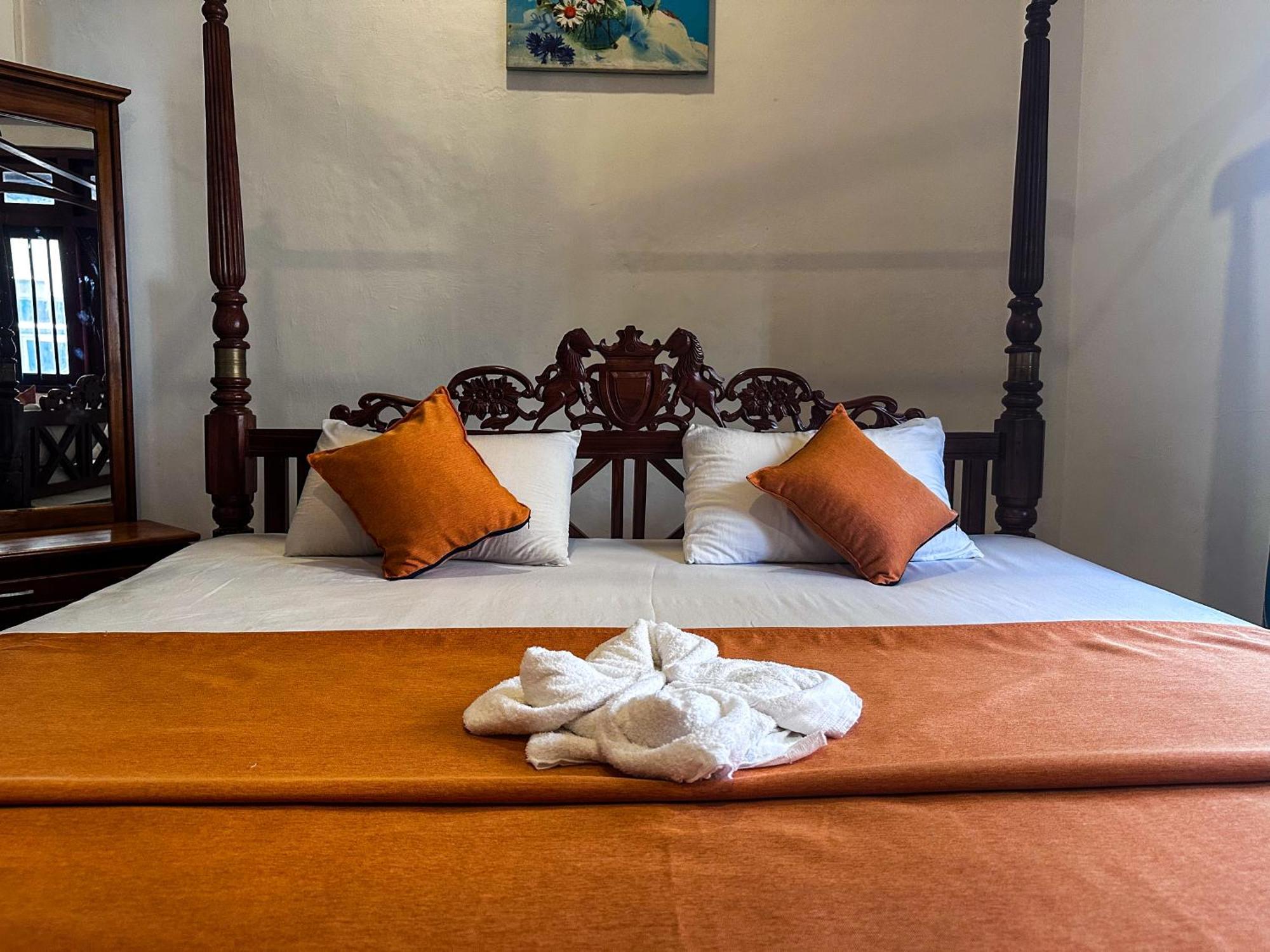 New Panda House Hotel Galle Bilik gambar