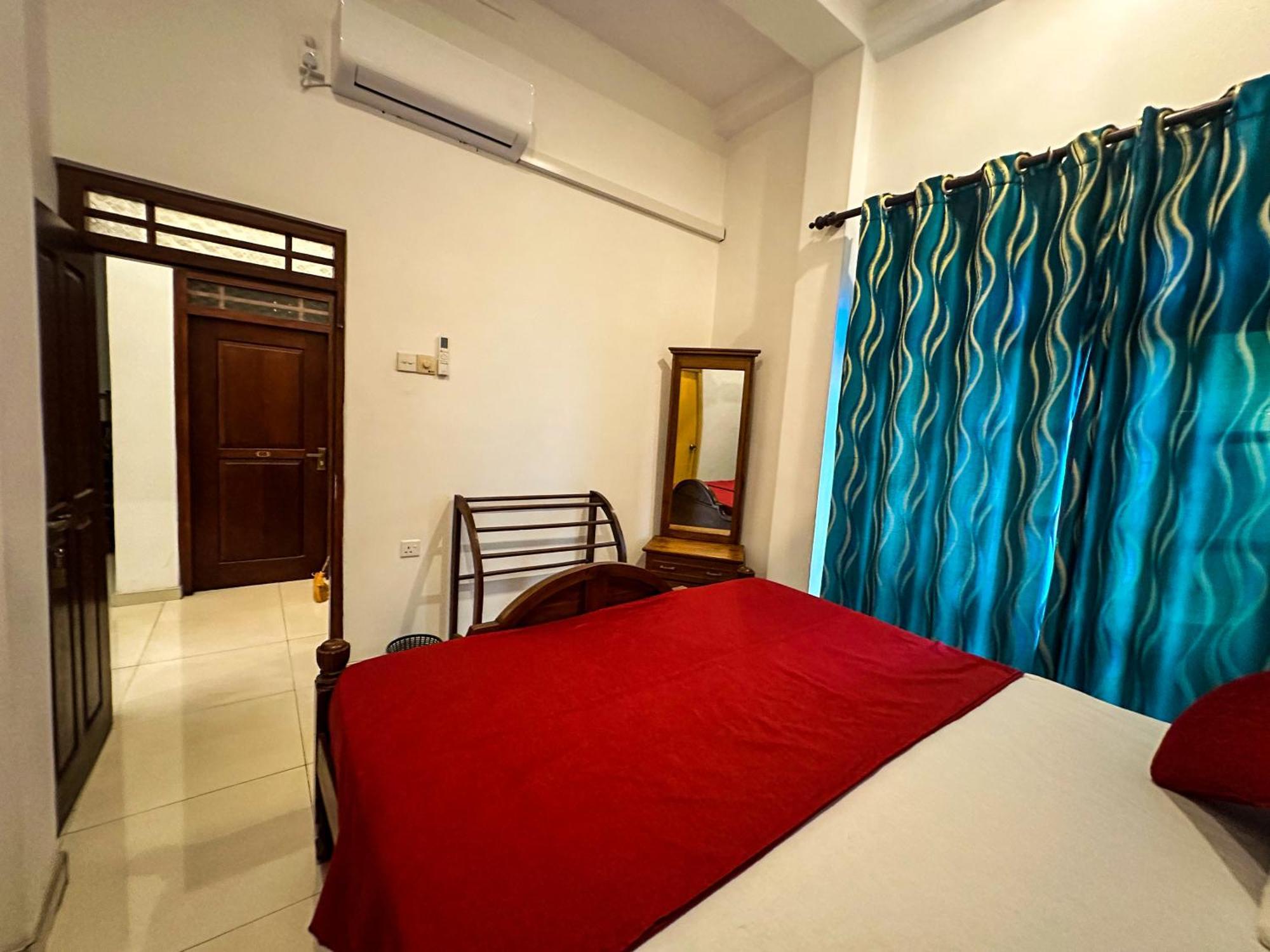 New Panda House Hotel Galle Bilik gambar