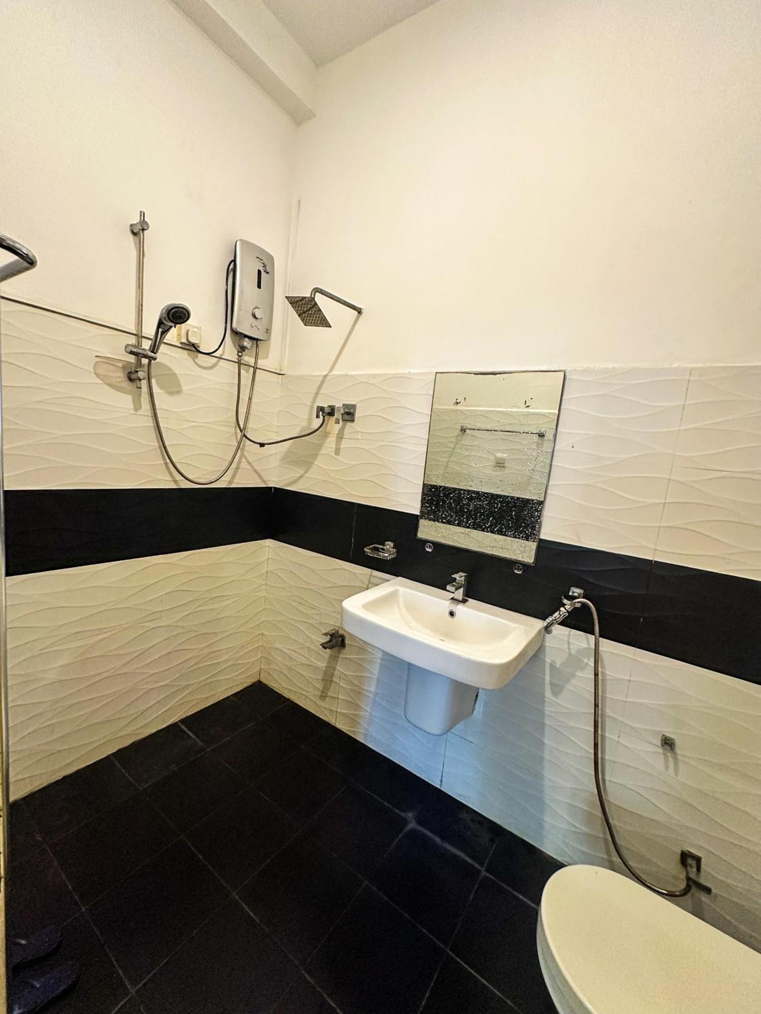 New Panda House Hotel Galle Bilik gambar