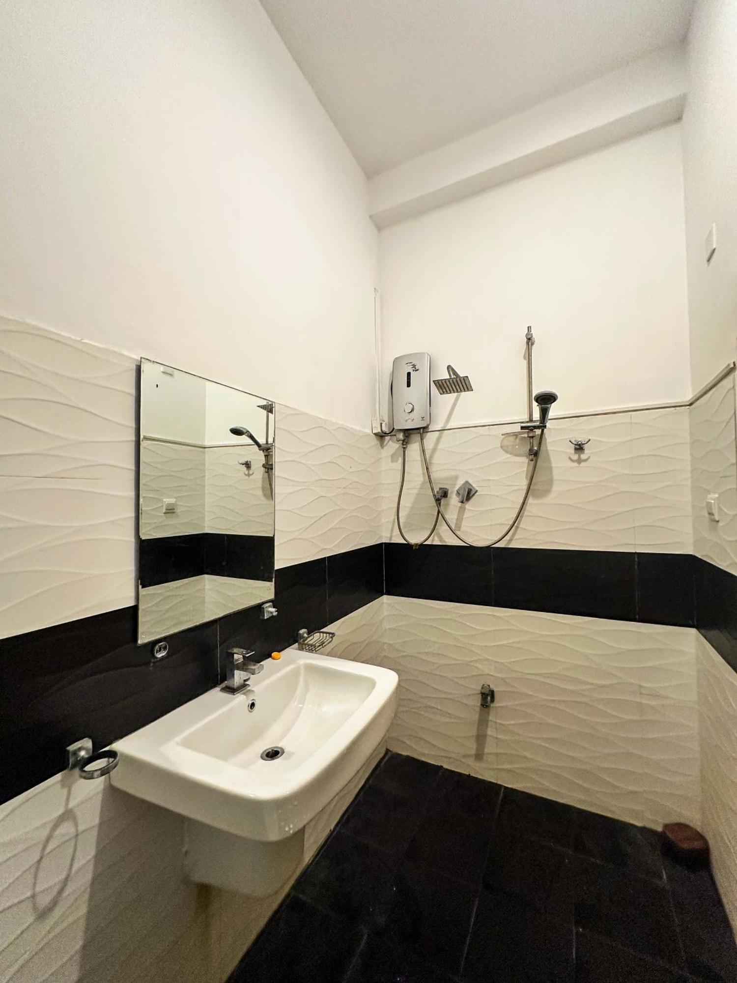 New Panda House Hotel Galle Bilik gambar