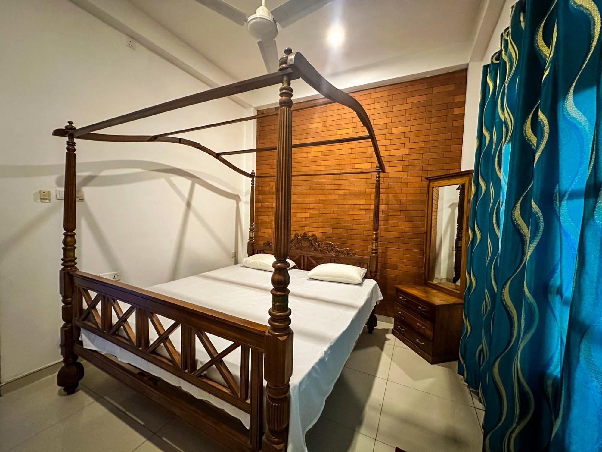 New Panda House Hotel Galle Bilik gambar