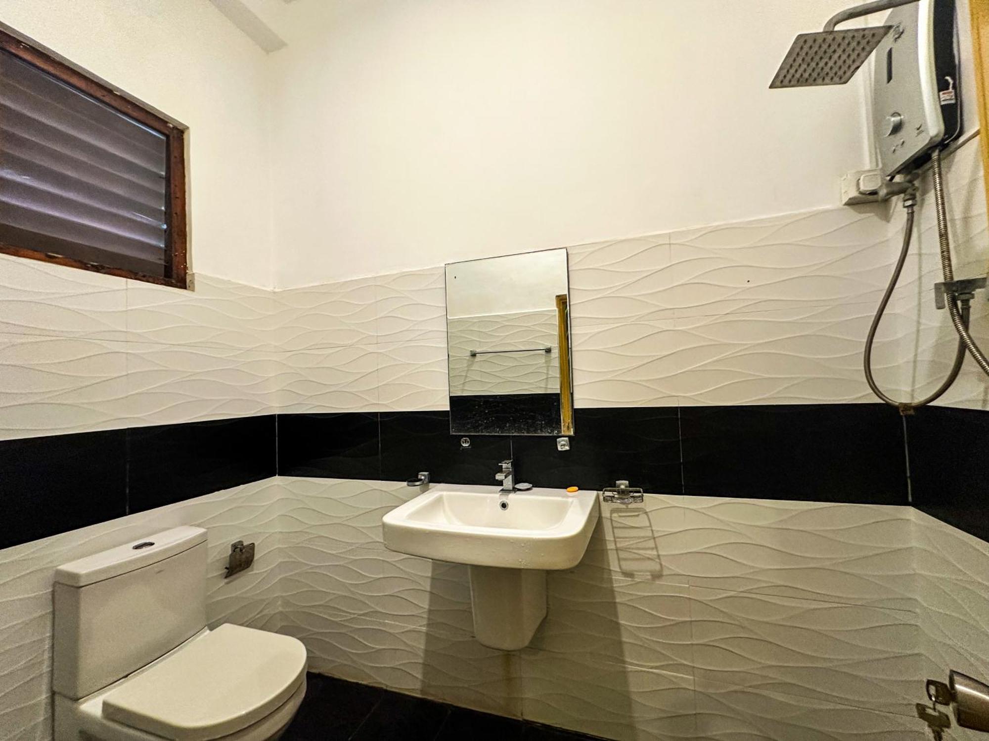 New Panda House Hotel Galle Bilik gambar