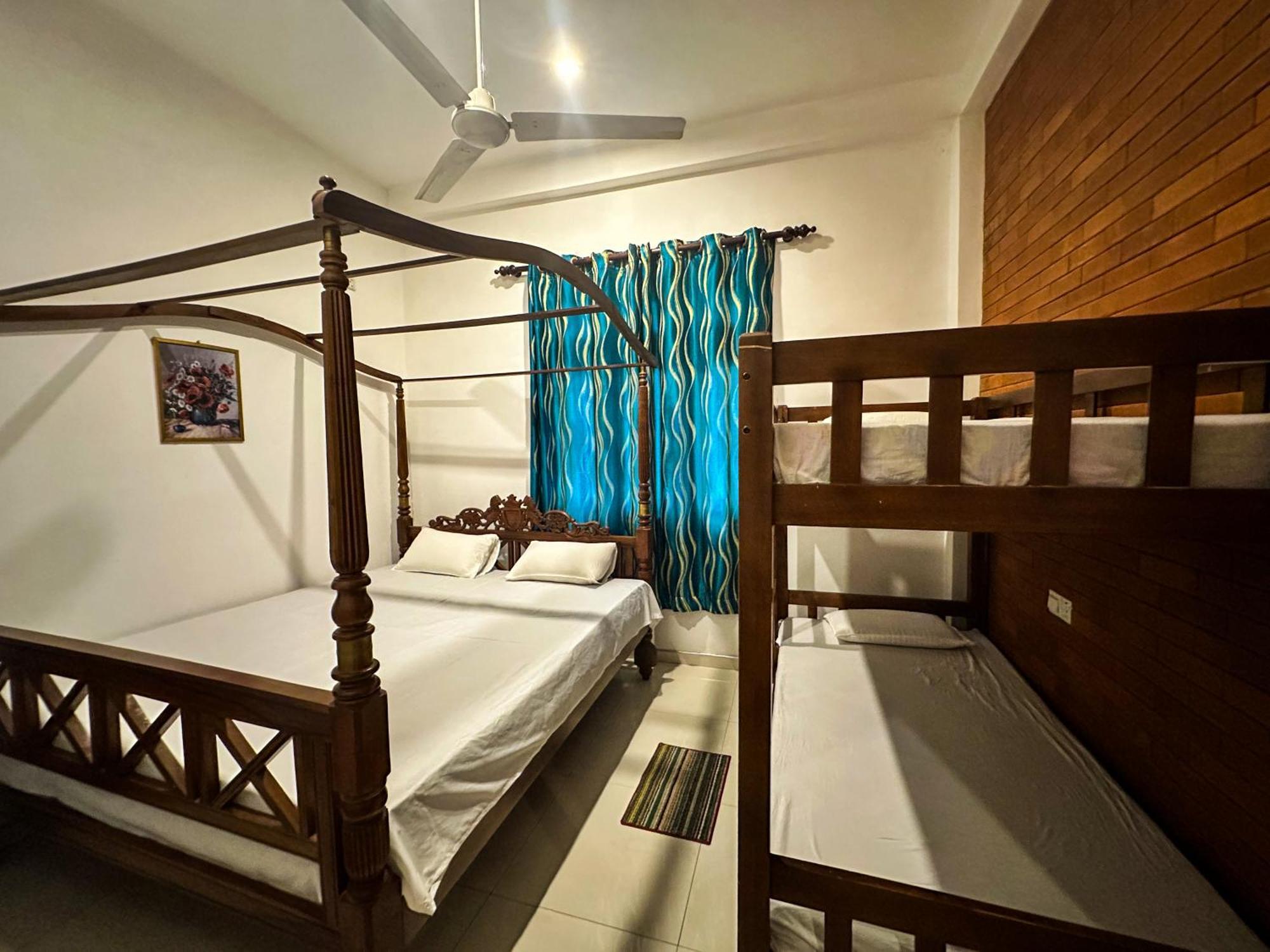 New Panda House Hotel Galle Bilik gambar